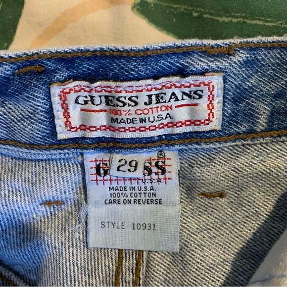 Vintage Guess Jeans Shorts - Picture 4 of 4
